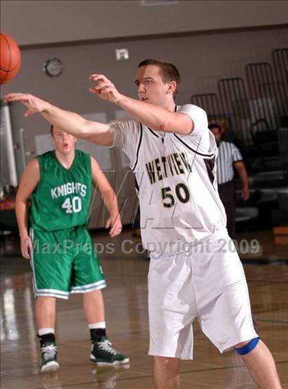 Thumbnail 2 in Westview vs. St. Joseph (Max Preps Holiday Classic) photogallery.