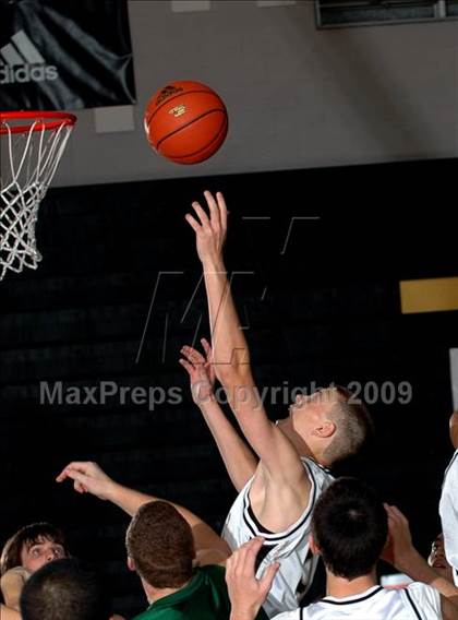 Thumbnail 2 in Westview vs. St. Joseph (Max Preps Holiday Classic) photogallery.