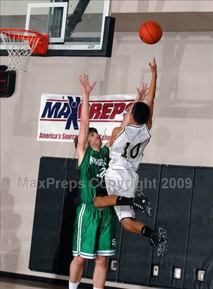 Thumbnail 1 in Westview vs. St. Joseph (Max Preps Holiday Classic) photogallery.