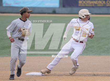 Thumbnail 3 in Point Loma vs. St. Francis (CIF SoCal Regional Division 3 First Round) photogallery.