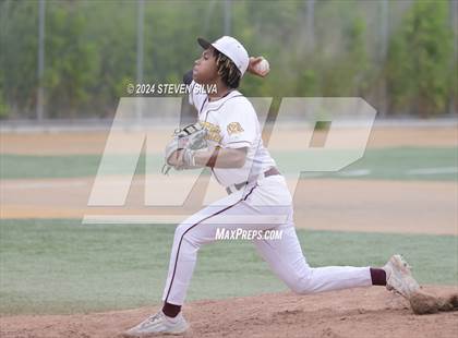 Thumbnail 2 in Point Loma vs. St. Francis (CIF SoCal Regional Division 3 First Round) photogallery.