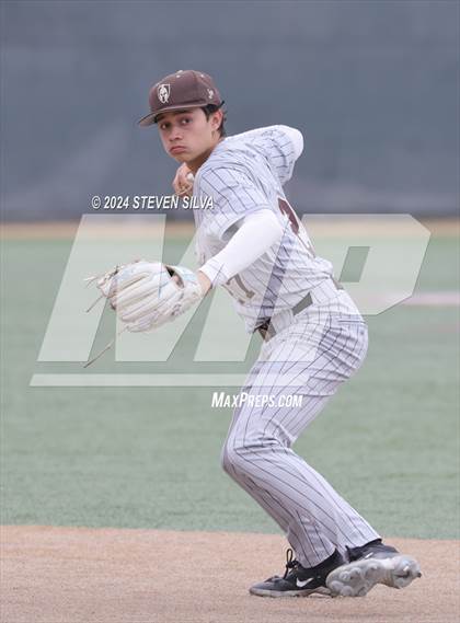 Thumbnail 3 in Point Loma vs. St. Francis (CIF SoCal Regional Division 3 First Round) photogallery.