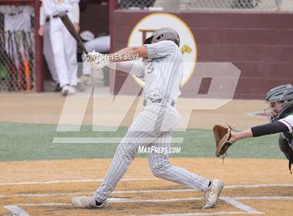 Thumbnail 1 in Point Loma vs. St. Francis (CIF SoCal Regional Division 3 First Round) photogallery.