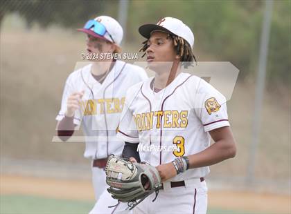 Thumbnail 2 in Point Loma vs. St. Francis (CIF SoCal Regional Division 3 First Round) photogallery.
