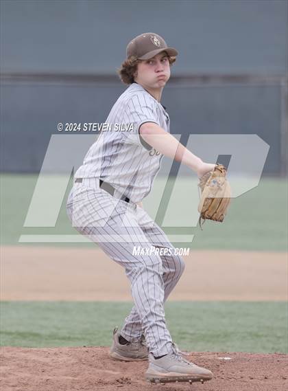 Thumbnail 2 in Point Loma vs. St. Francis (CIF SoCal Regional Division 3 First Round) photogallery.