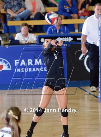 Thumbnail 3 in Archbishop Mitty vs. South (CIF State D2 Final) photogallery.