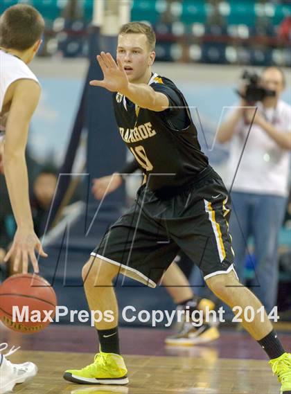 Thumbnail 1 in Fossil Ridge vs. Arapahoe (CHSAA Great 8) photogallery.