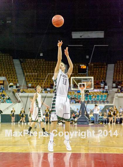Thumbnail 2 in Fossil Ridge vs. Arapahoe (CHSAA Great 8) photogallery.