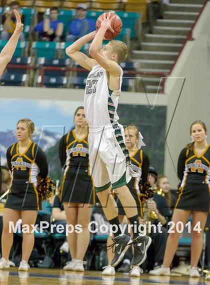 Thumbnail 2 in Fossil Ridge vs. Arapahoe (CHSAA Great 8) photogallery.