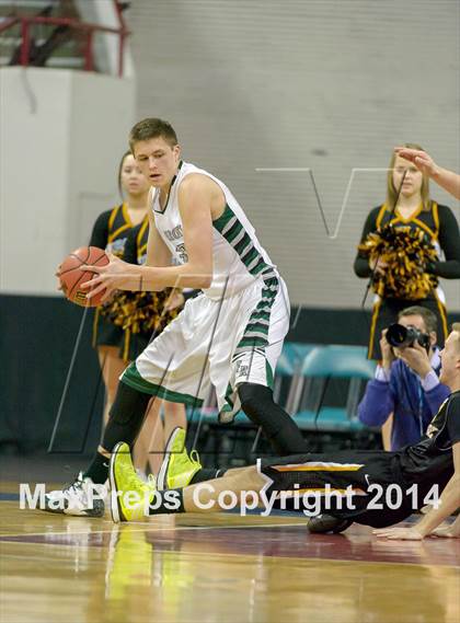 Thumbnail 3 in Fossil Ridge vs. Arapahoe (CHSAA Great 8) photogallery.