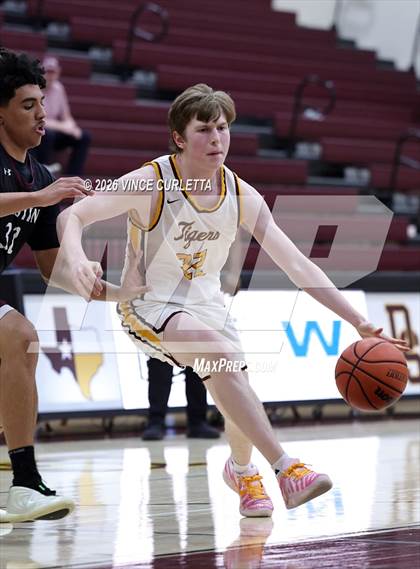 Thumbnail 2 in JV: Austin @ Dripping Springs photogallery.