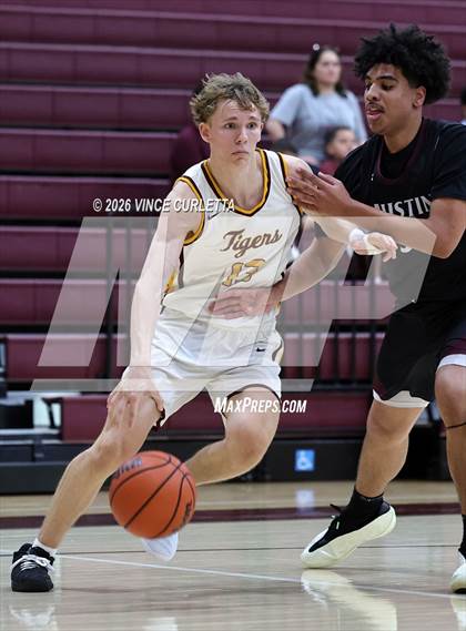 Thumbnail 3 in JV: Austin @ Dripping Springs photogallery.