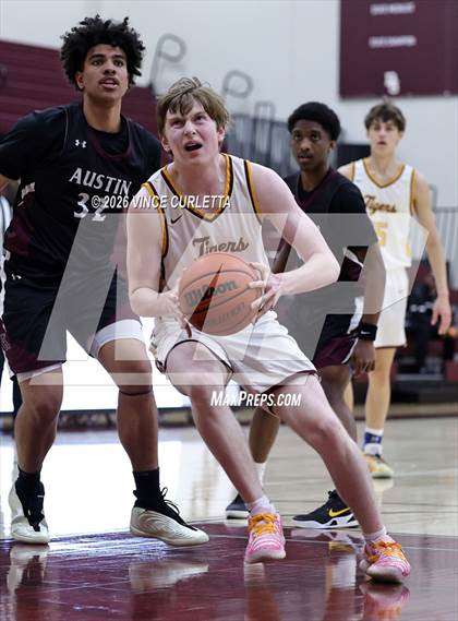 Thumbnail 1 in JV: Austin @ Dripping Springs photogallery.