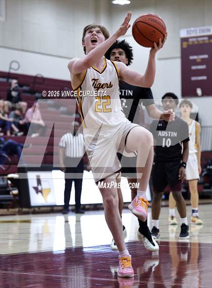Thumbnail 3 in JV: Austin @ Dripping Springs photogallery.