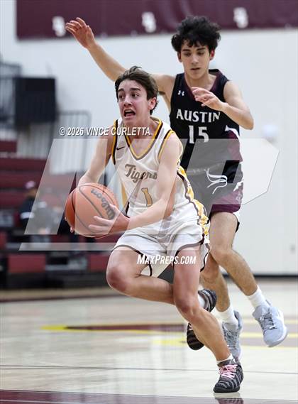 Thumbnail 2 in JV: Austin @ Dripping Springs photogallery.