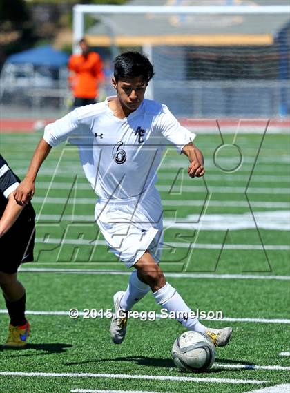 Thumbnail 2 in American Canyon vs. Del Oro (Summerhays Classic) photogallery.