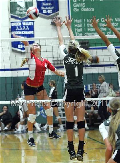 Thumbnail 3 in South vs. Great Oak (2010 Durango Fall Classic) photogallery.