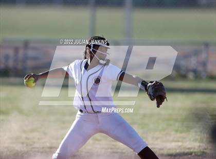 Thumbnail 1 in Borah @ Centennial photogallery.