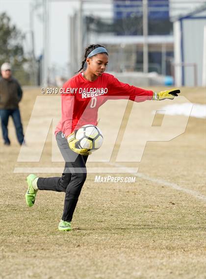 Thumbnail 1 in Arapahoe @ Columbine photogallery.