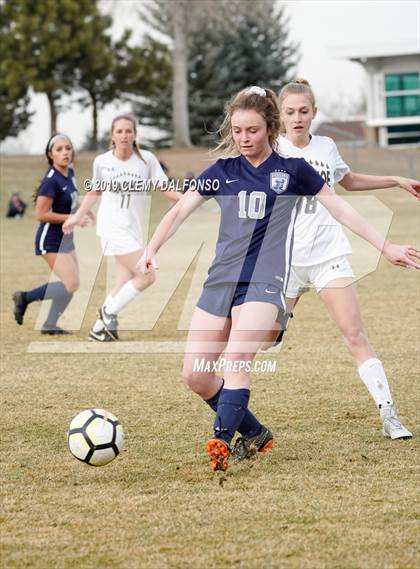 Thumbnail 2 in Arapahoe @ Columbine photogallery.