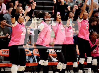 Thumbnail 2 in Sam Houston vs Haltom photogallery.