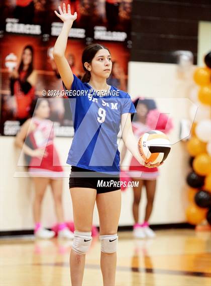 Thumbnail 3 in Sam Houston vs Haltom photogallery.