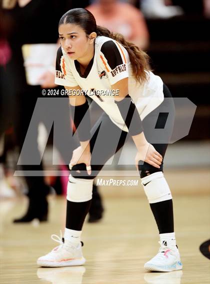Thumbnail 3 in Sam Houston vs Haltom photogallery.