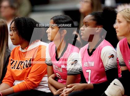 Thumbnail 2 in Sam Houston vs Haltom photogallery.