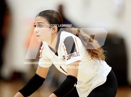 Thumbnail 2 in Sam Houston vs Haltom photogallery.