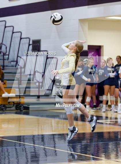 Thumbnail 1 in Norwell @ Leo photogallery.