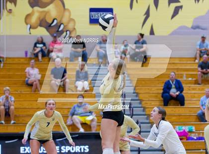 Thumbnail 3 in Norwell @ Leo photogallery.