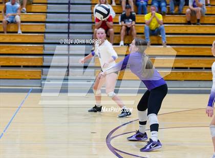 Thumbnail 3 in Norwell @ Leo photogallery.