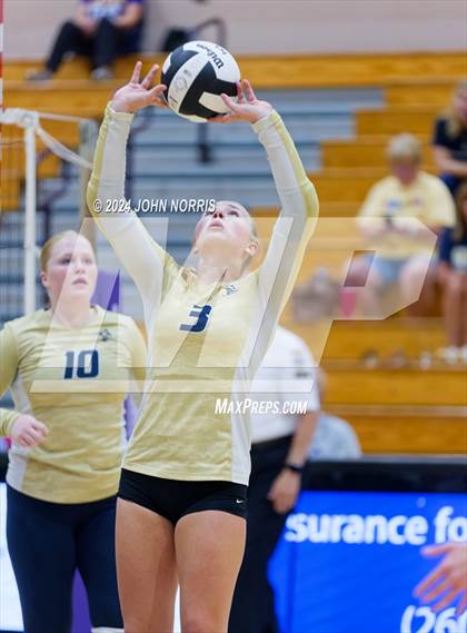 Thumbnail 2 in Norwell @ Leo photogallery.