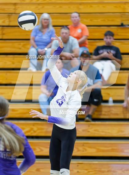 Thumbnail 3 in Norwell @ Leo photogallery.