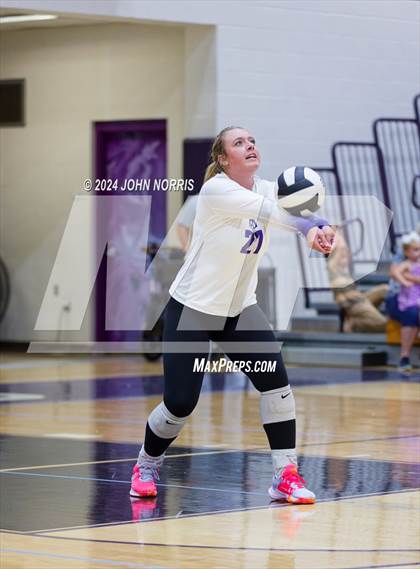 Thumbnail 1 in Norwell @ Leo photogallery.