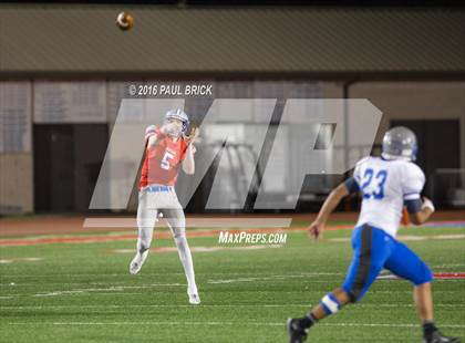 Thumbnail 3 in Westlake vs. Lehman photogallery.