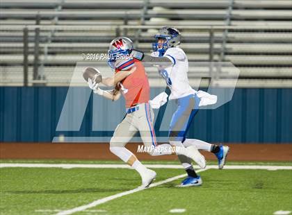 Thumbnail 2 in Westlake vs. Lehman photogallery.