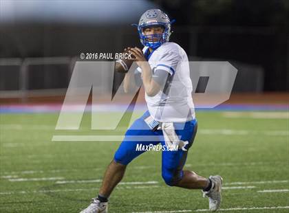Thumbnail 3 in Westlake vs. Lehman photogallery.