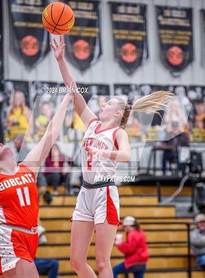 Thumbnail 2 in Walnut Ridge vs Cave City (3A-2 District Tournament) photogallery.