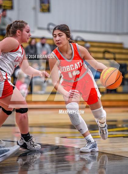 Thumbnail 2 in Walnut Ridge vs Cave City (3A-2 District Tournament) photogallery.