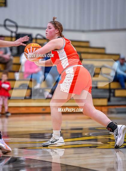 Thumbnail 3 in Walnut Ridge vs Cave City (3A-2 District Tournament) photogallery.
