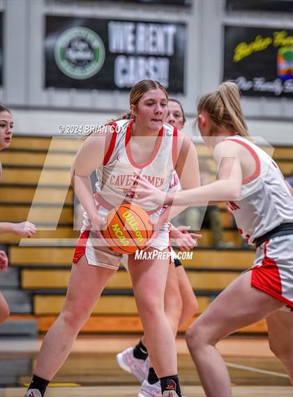 Thumbnail 3 in Walnut Ridge vs Cave City (3A-2 District Tournament) photogallery.