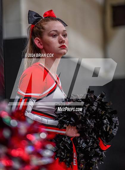 Thumbnail 2 in Walnut Ridge vs Cave City (3A-2 District Tournament) photogallery.