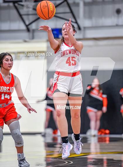 Thumbnail 3 in Walnut Ridge vs Cave City (3A-2 District Tournament) photogallery.