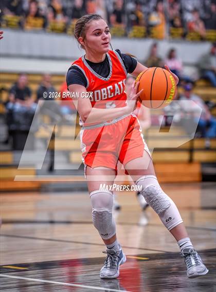 Thumbnail 2 in Walnut Ridge vs Cave City (3A-2 District Tournament) photogallery.