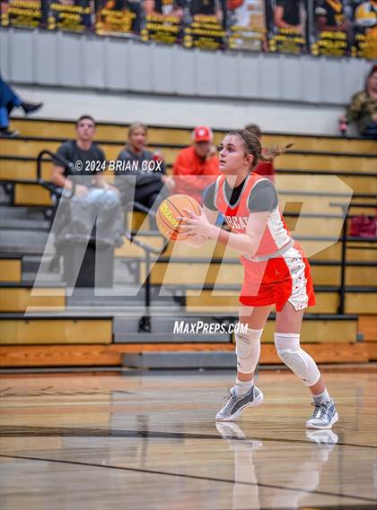 Thumbnail 1 in Walnut Ridge vs Cave City (3A-2 District Tournament) photogallery.