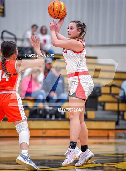 Thumbnail 3 in Walnut Ridge vs Cave City (3A-2 District Tournament) photogallery.