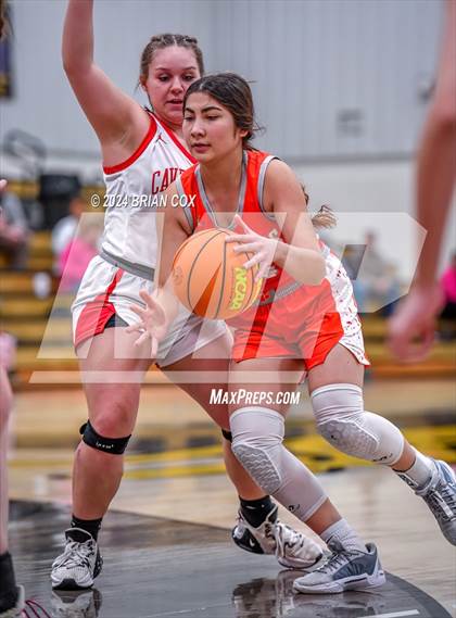 Thumbnail 2 in Walnut Ridge vs Cave City (3A-2 District Tournament) photogallery.