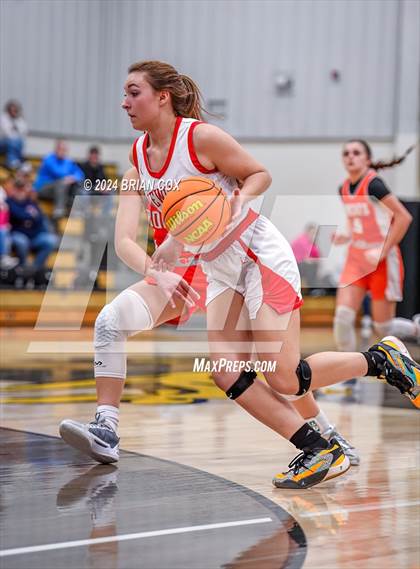 Thumbnail 1 in Walnut Ridge vs Cave City (3A-2 District Tournament) photogallery.