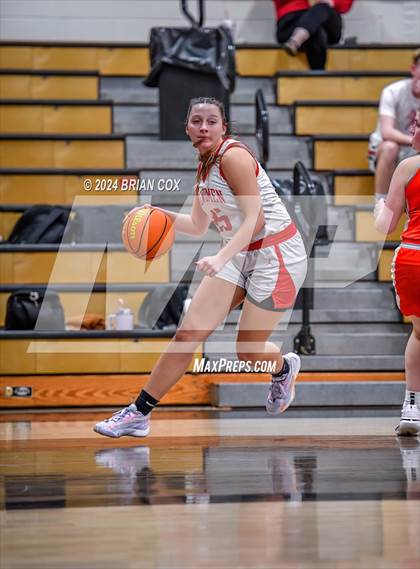 Thumbnail 3 in Walnut Ridge vs Cave City (3A-2 District Tournament) photogallery.